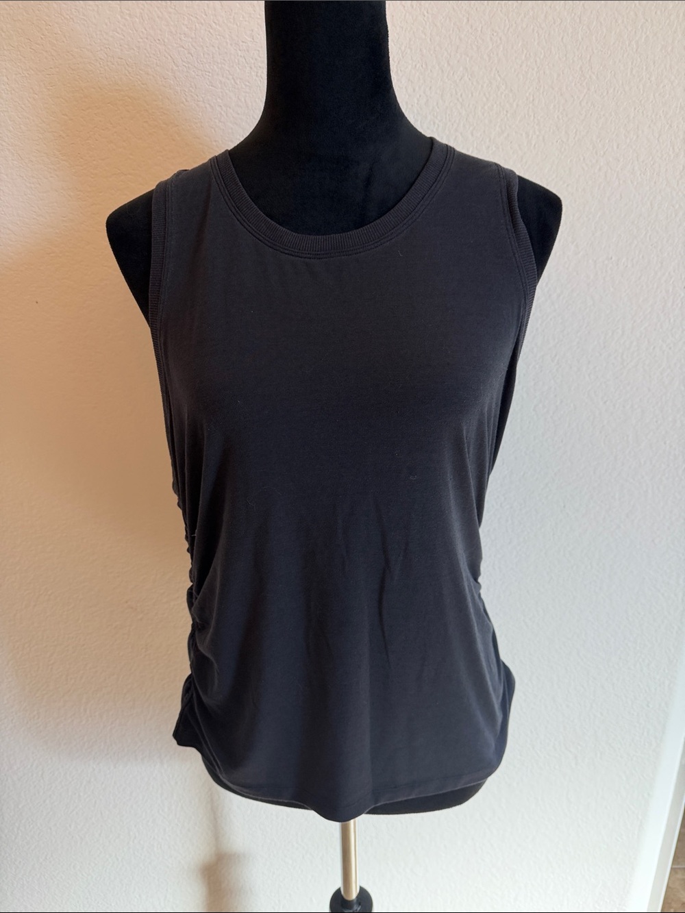 Athleta Black Scoop Neck Tank Top